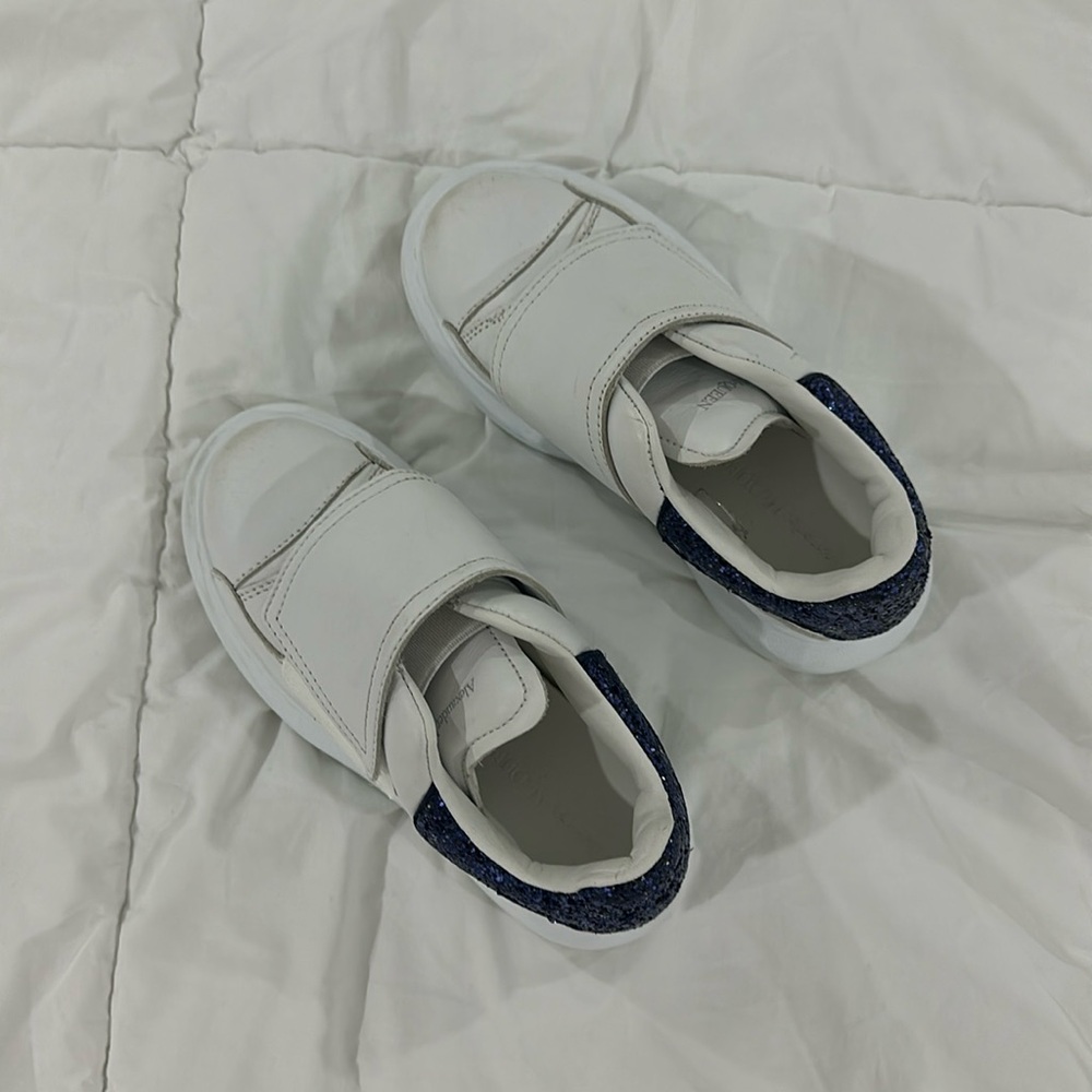 Alexander macqueen girl sneakers